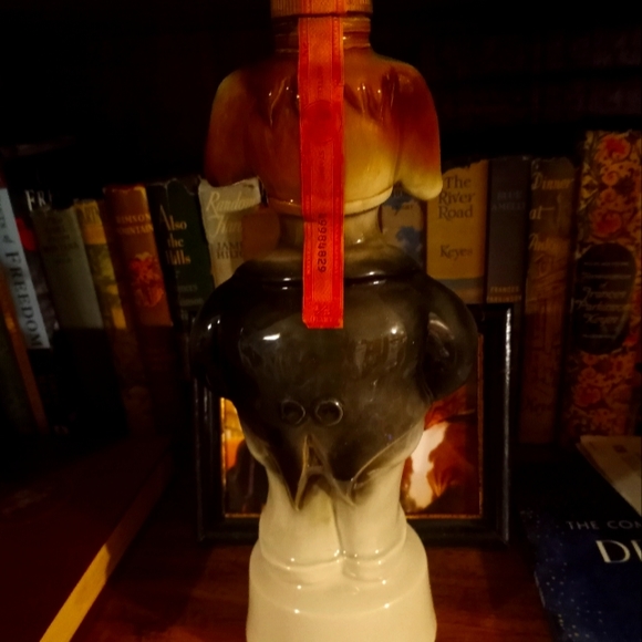 1960 Jim beam empty liquor bottles democrats and Republicans includes paper flag - Picture 9 of 11